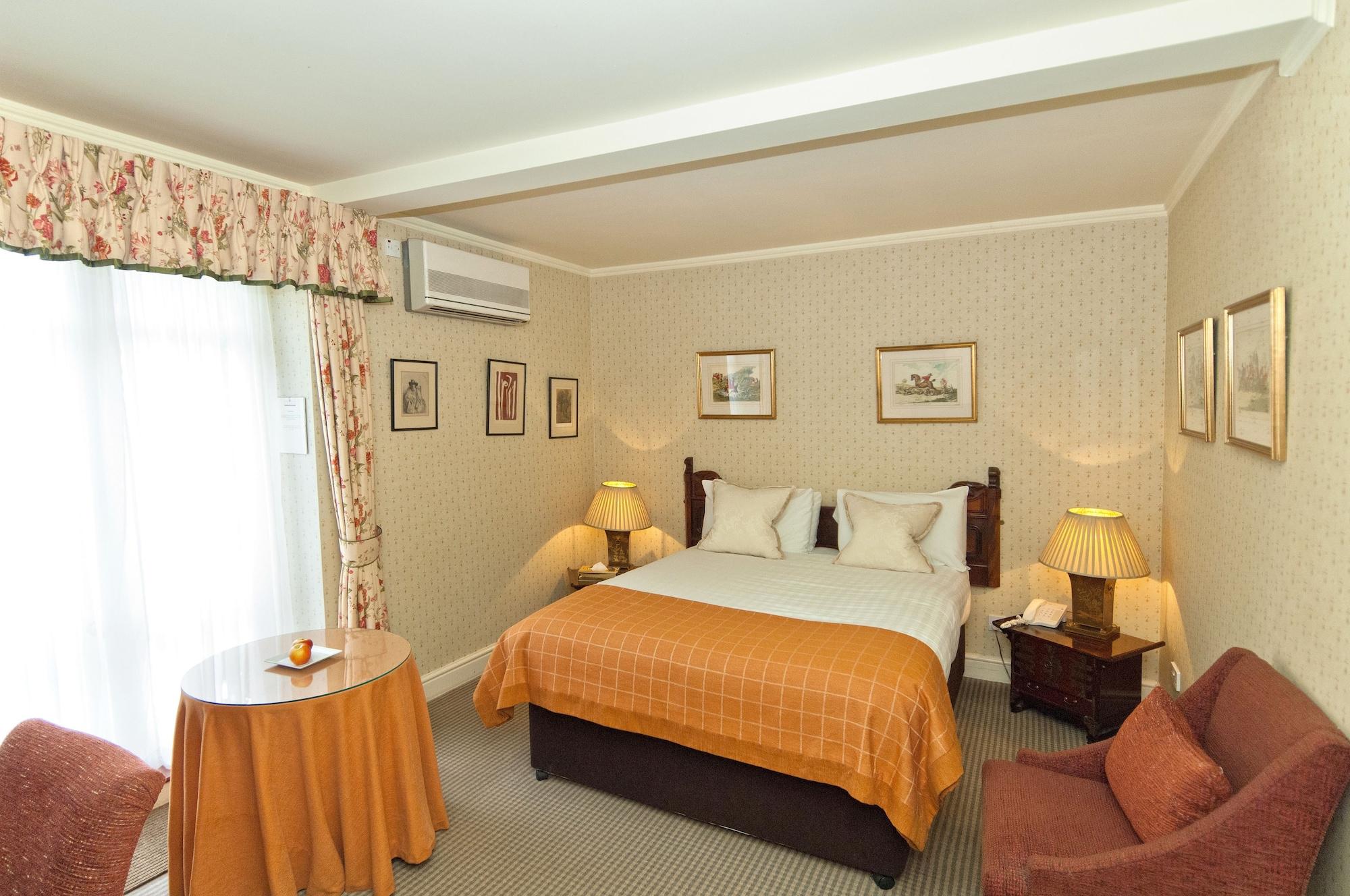 Flitwick Manor Hotel Экстерьер фото