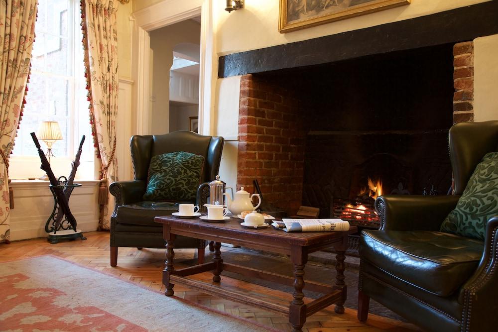 Flitwick Manor Hotel Экстерьер фото