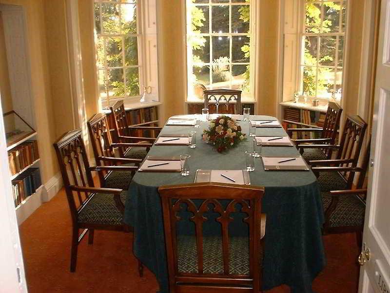 Flitwick Manor Hotel Экстерьер фото